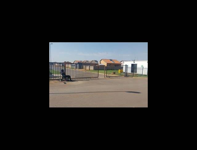 2 BEDROOM HOUSE FOR SALE IN WINDMILL PARK